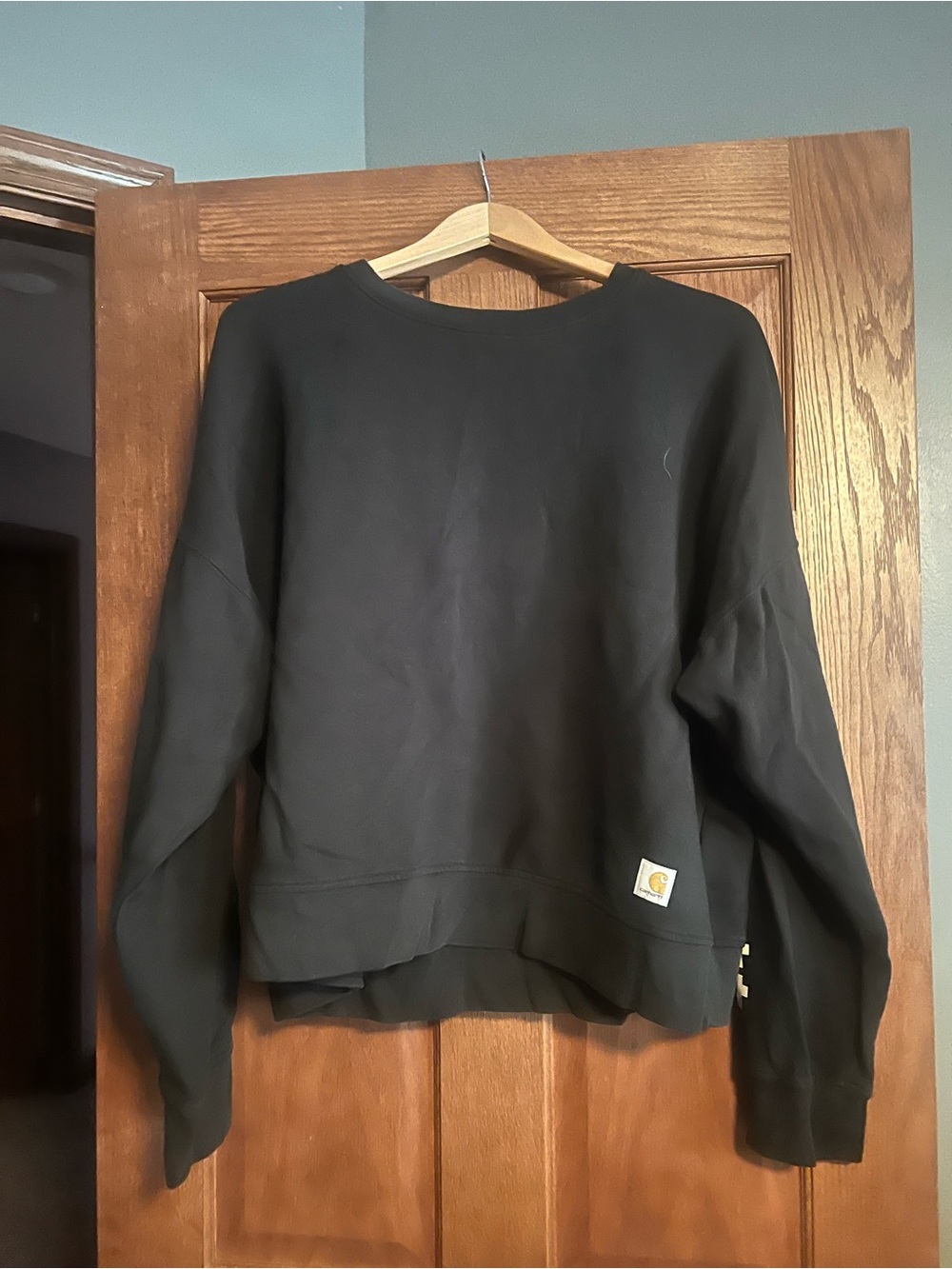 Carhartt Women's Black Crewneck Pullover Sweatshirt